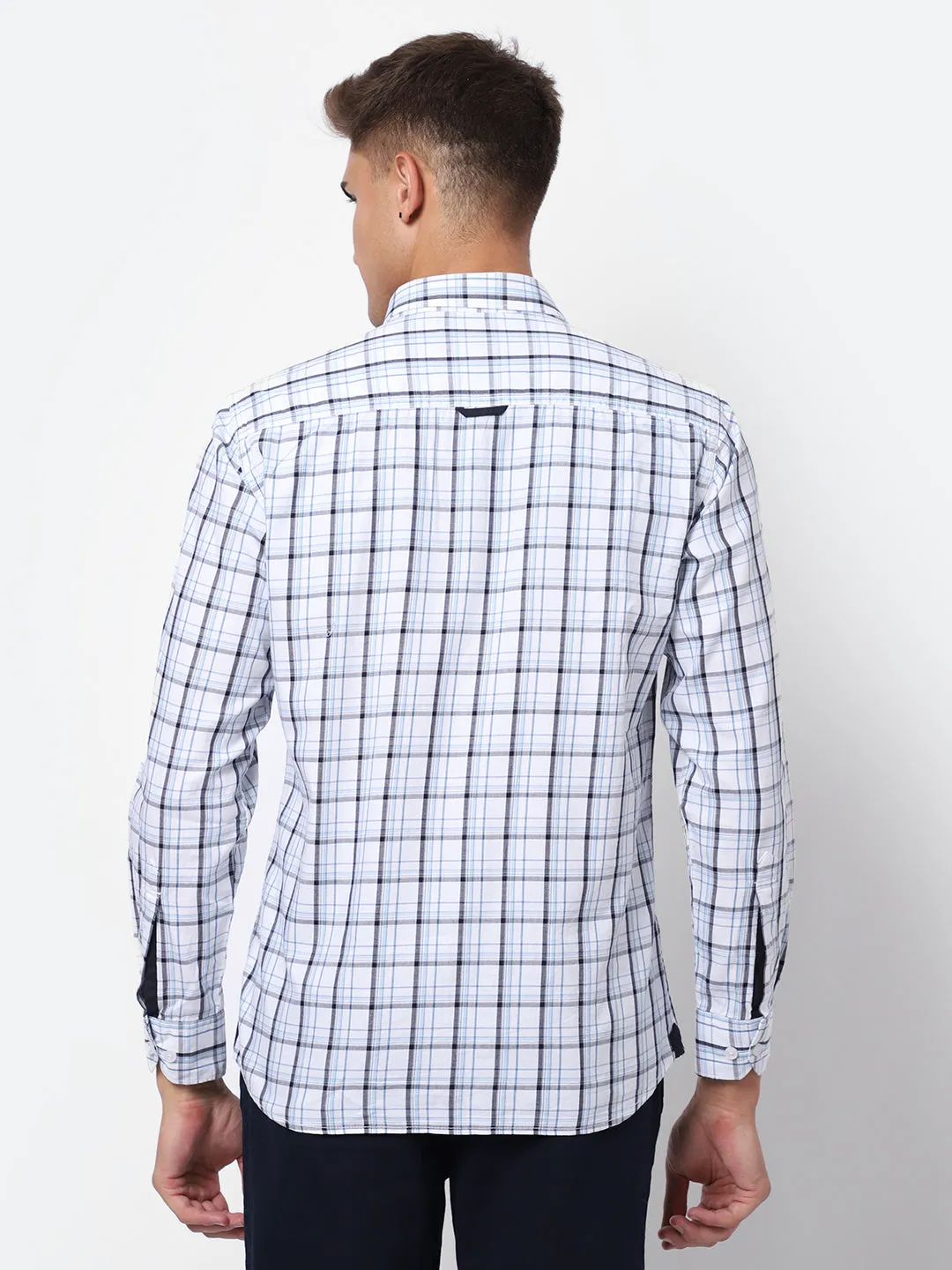 Cantabil Cotton Checkered White Full Sleeve Casual Shirt for Men with Pocket