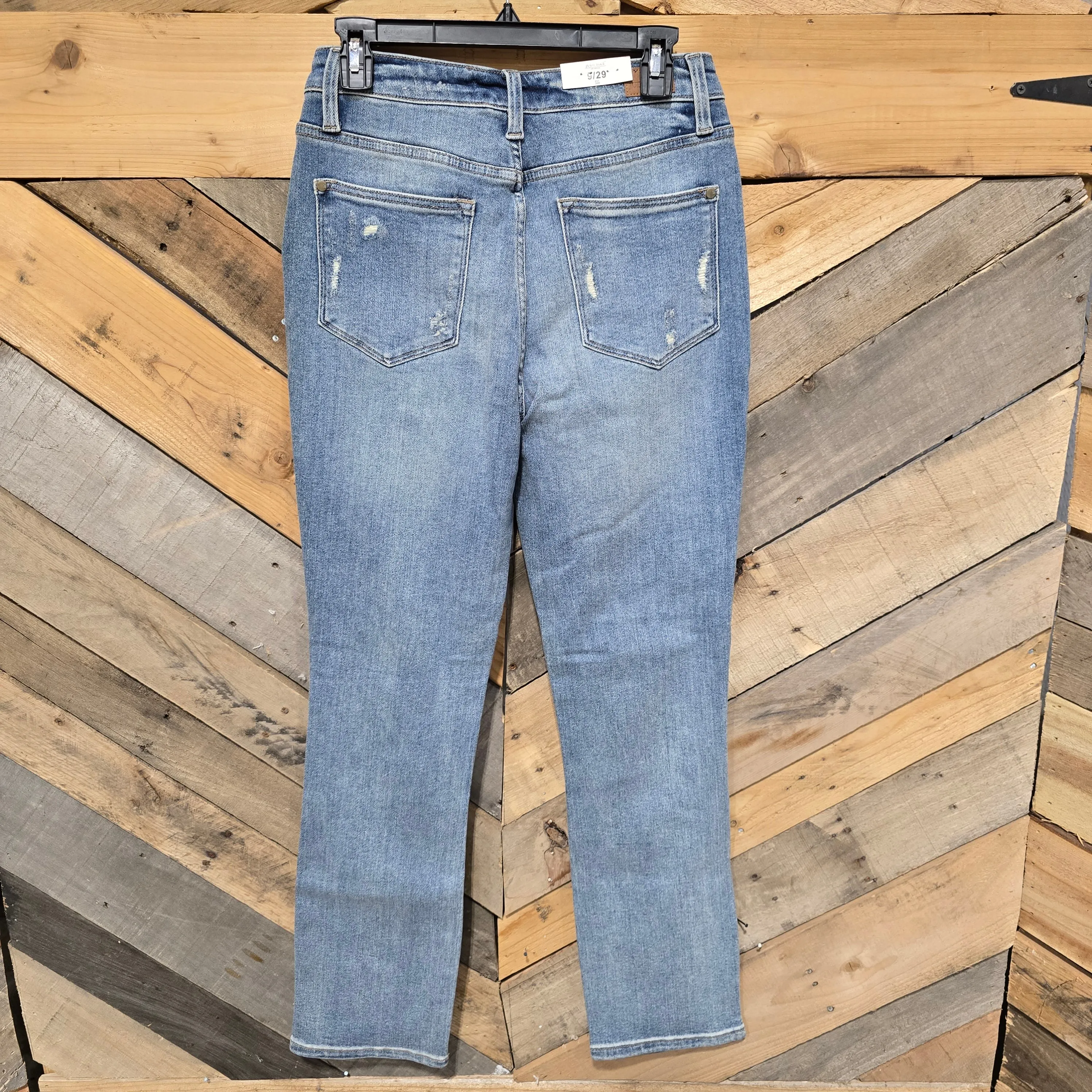 JB120 -  HEAVY DISTRESSED CROP