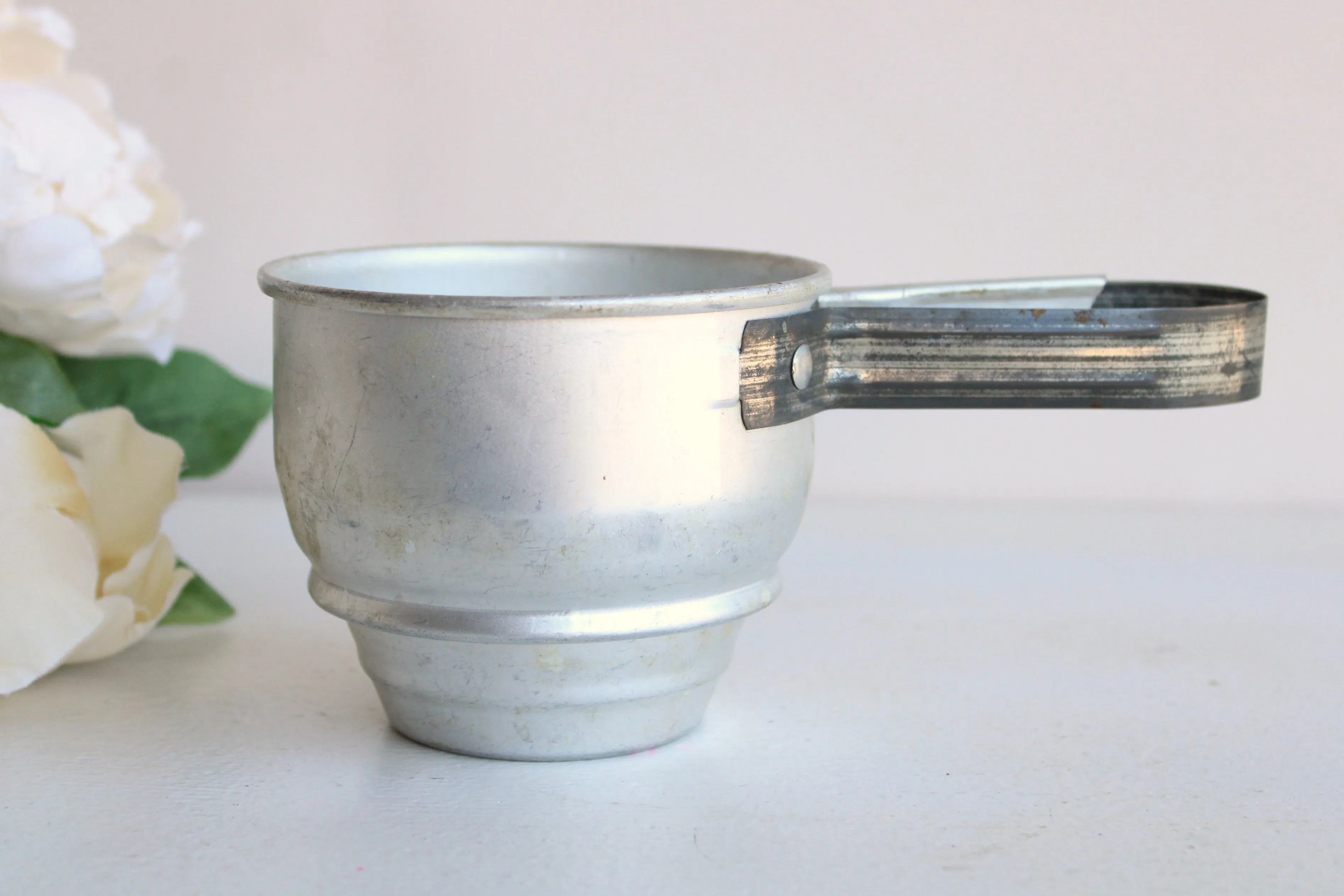 Vintage 1950s Foley Flour Sifter